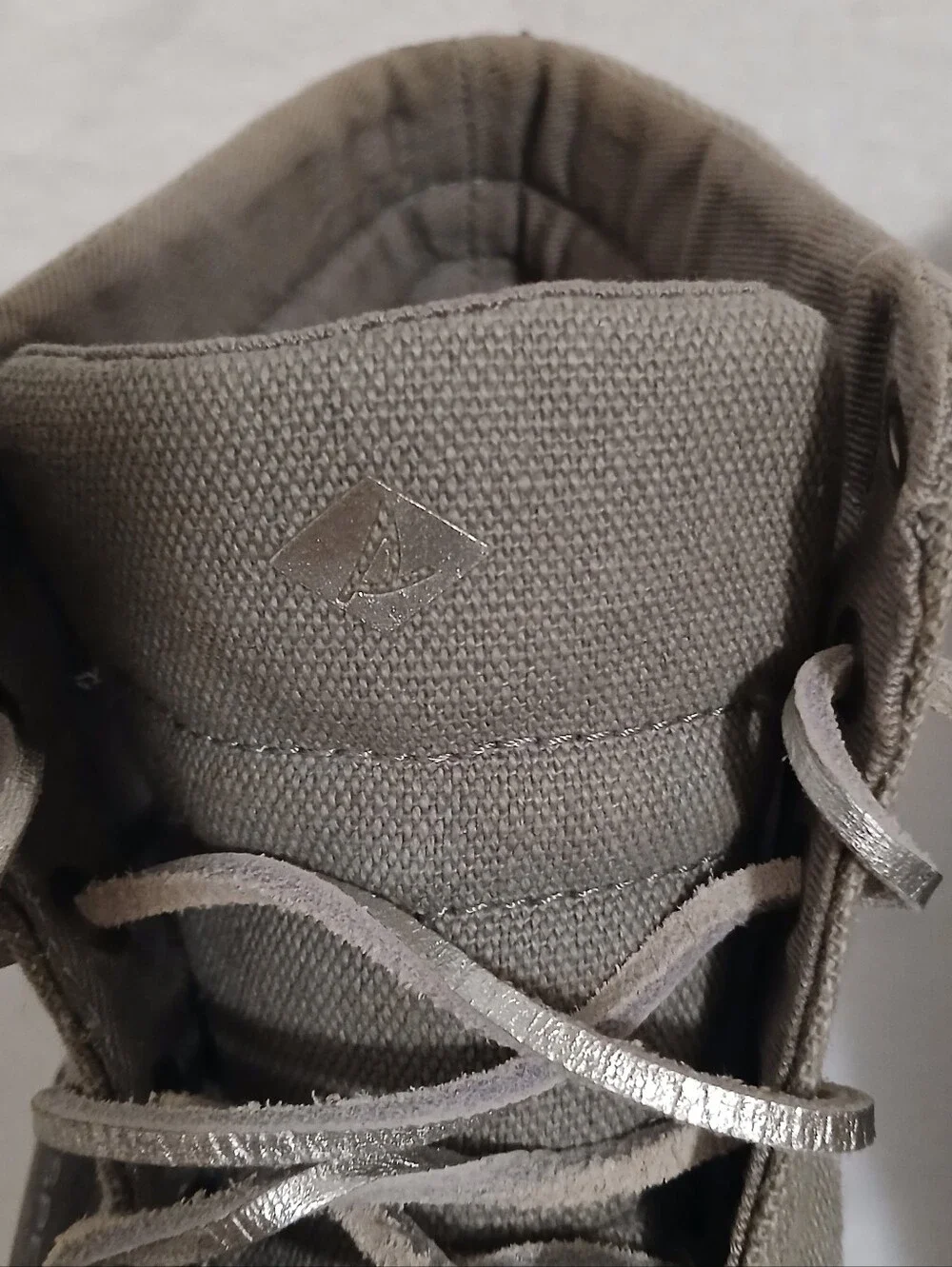 Sperry Rave Verge Top Sider Gray Canvas Sneakers Women's 8.5M Hi-Top Coastal